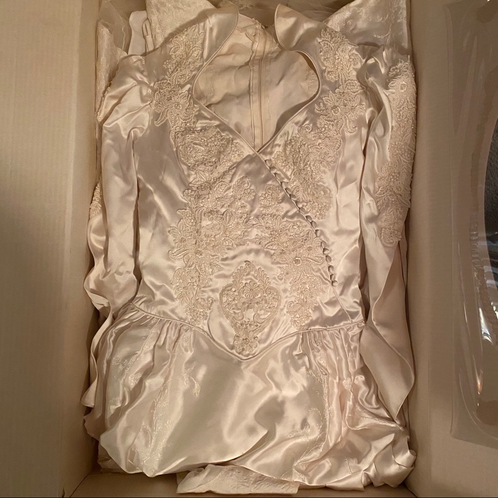 Vintage Wedding Dress